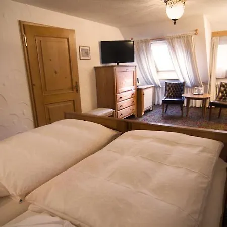 Woertz Schlosschen Zur Weinsteige Szálloda 4*