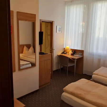 Guest house Am Heusteig 3*