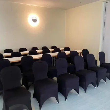 Lilton Stuttgart-zuffenhausen شتوتغارت