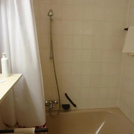 فندق Enjoyhotel Garni Stuttgart 2*