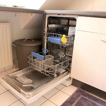Ruhige Gemuetliche 2z-whg In S-west Appartement Stuttgart