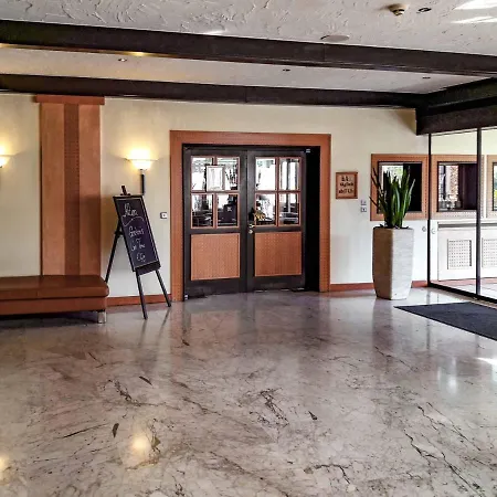 Hotel Plaza Kongresshotel Europe 4*