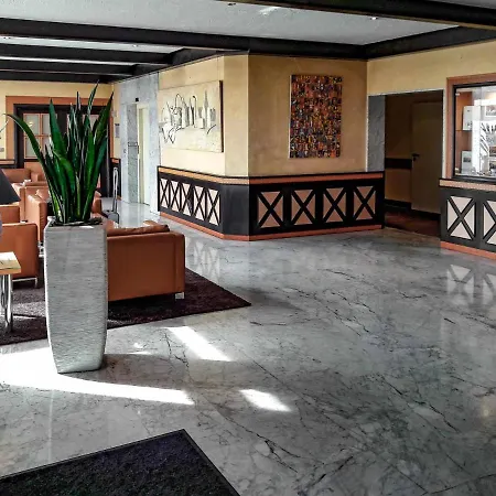Plaza Kongresshotel Europe Hotell