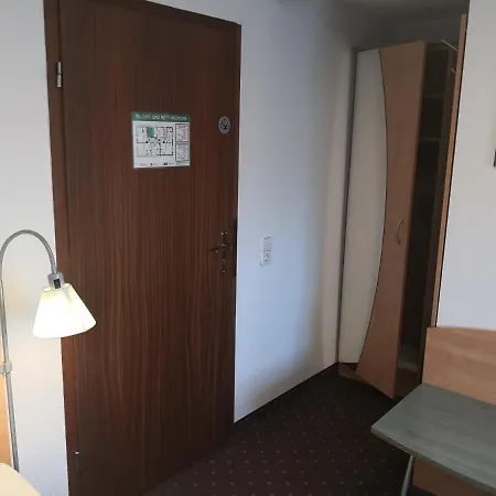 Guest house Am Heusteig 3*