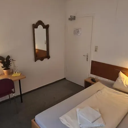 Hotell Lamm 2*