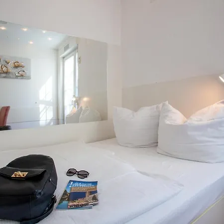 Ξενοδοχείο Relax &