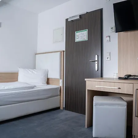 Alpha & Omega Hotel