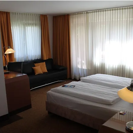 Flora Moehringen 3* Stuttgart
