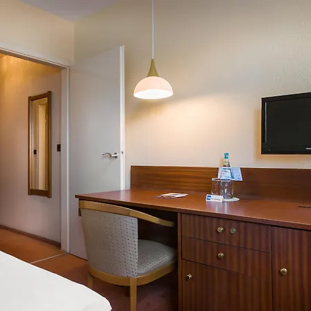 Plaza Rieker Hauptbahnhof Hotel 3*