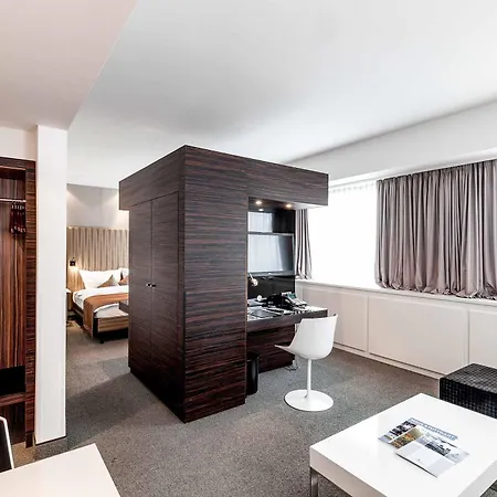 Hotel Plaza Kongresshotel Europe 4*