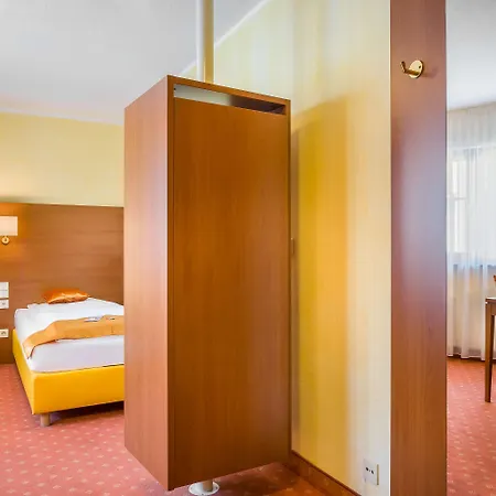 Hotel Rega 3*