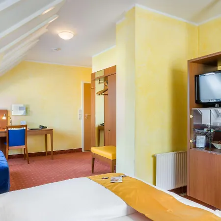 Rega Hotel 3*