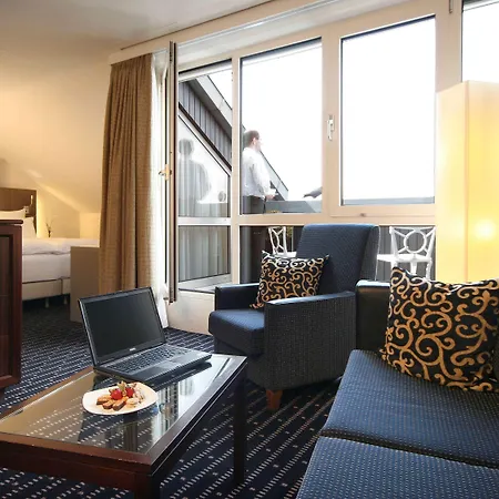 Pullman Fontana 4*