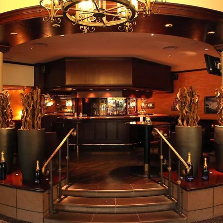 Pullman Fontana 4*