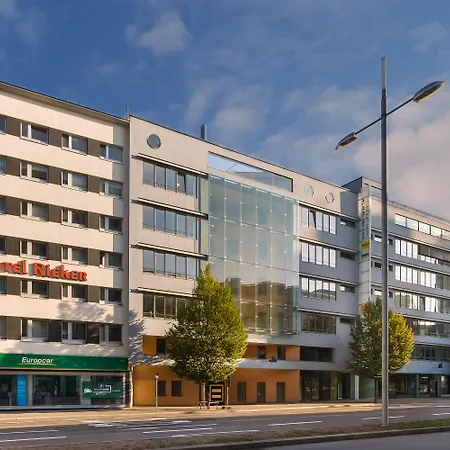 Hotel Plaza Rieker Hauptbahnhof Estugarda