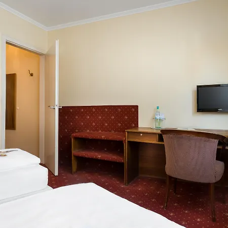 Plaza Rieker Hauptbahnhof Hotel