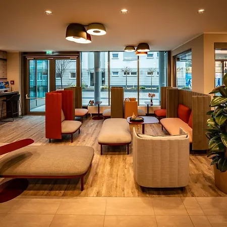 Loginn Stuttgart Zuffenhausen Szálloda 3*