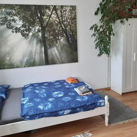 Zentrales Und Grosses Gemutliches Zimmer In City