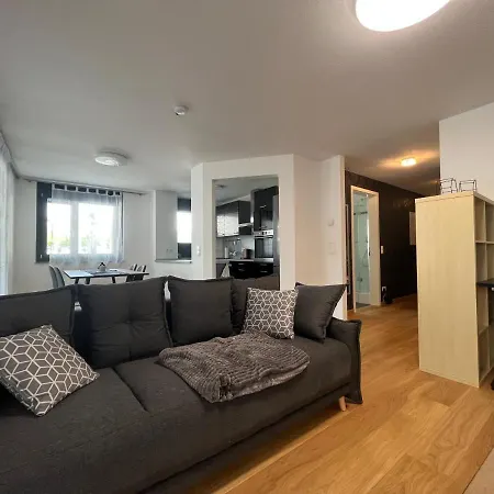 Simplex In Stuttgart-mhring Modern Apartment Stuttgart