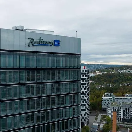 Radisson Blu At Porsche Design Tower
