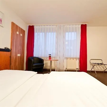Domino Szálloda Stuttgart