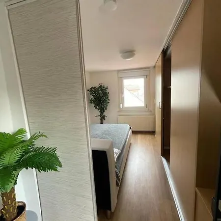 2-zimmer-apartment Mit Aussicht! Apartment *