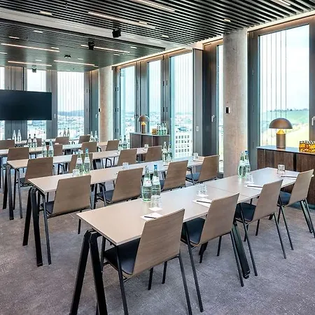 Hotel Radisson Blu At Porsche Design Tower Stuttgart
