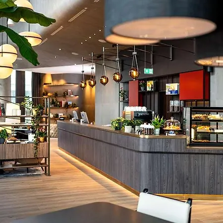 Hotel Radisson Blu At Porsche Design Tower Stuttgart