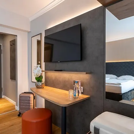 Plaza Rieker Hauptbahnhof Hotel