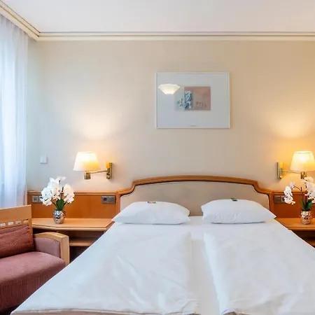 Hotel Plaza Rieker Hauptbahnhof