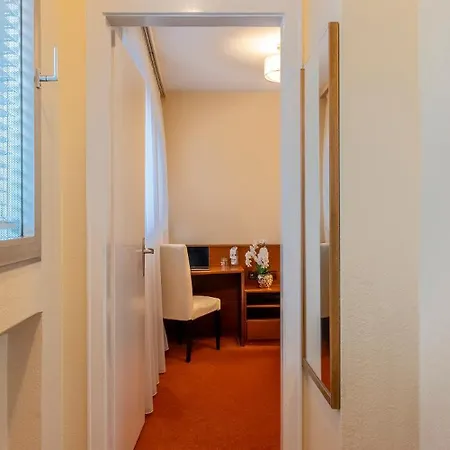 Hotel Plaza Rieker Hauptbahnhof