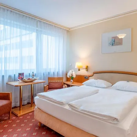 Hotel Plaza Rieker Hauptbahnhof 3*