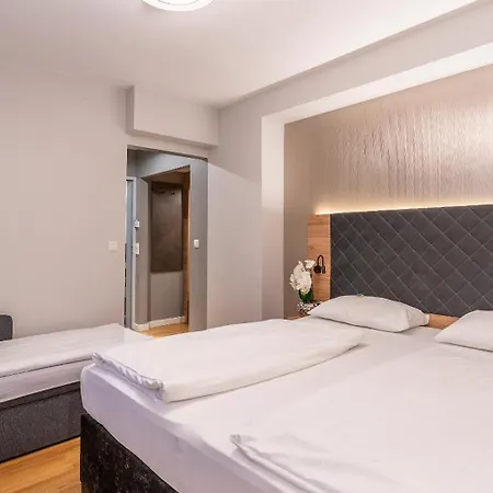 Hotel Plaza Rieker Hauptbahnhof Estugarda