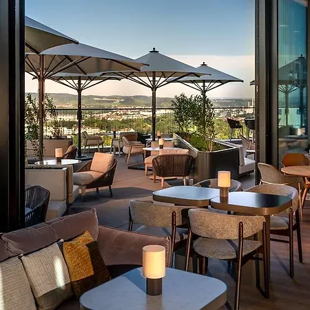 Radisson Blu At Porsche Design Tower * Stuttgart
