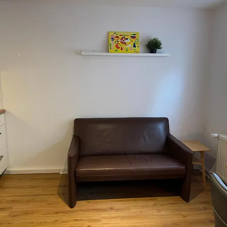 2 Mit Kostenlosem Parkplatz Apartament