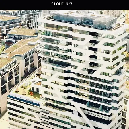 Apartahotel Cloud No7 4*