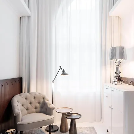 Hotel Ruby Hanna 4*