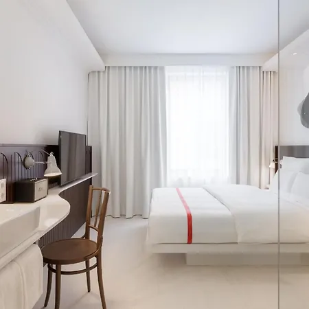 Hotel Ruby Hanna