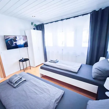 Alfa 3zi-maisonette 6 Personen Zuffenhausen Nahe Porsche & Bosch L Wifi & Smarttv I 3br 4 Beds I Kitchen I Bathroom & Wc Апартаменты