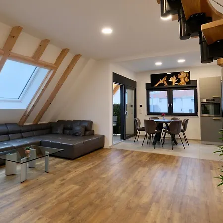 Brandneues Stadtglanz Appartement Stuttgart