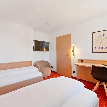Bed and breakfast Steiners Airport-messe 2*