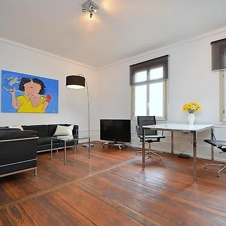 Apartamento In Heusteigviertel Estugarda
