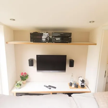 Daire Tiny-house In Stuttgart-west - Only 4u!