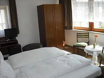 Wiesbadener Hof Hotell 3*