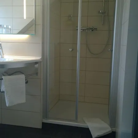 Hetzel 4*