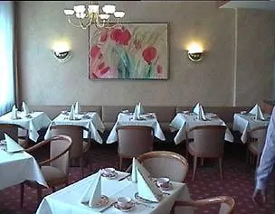 Plaza Rieker Hauptbahnhof Hotel