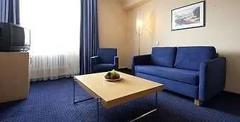Intercityhotel 3* شتوتغارت