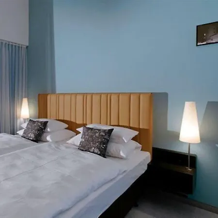 Отель Arcotel Camino 4*