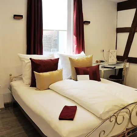 Hotell Restaurant Krehl's Linde 3*