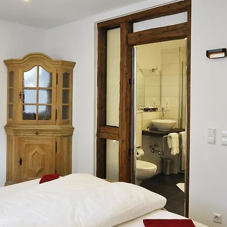 Hotell Restaurant Krehl's Linde 3*